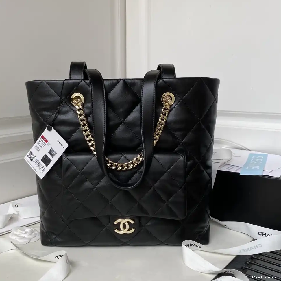 Shiny Lambskin CHANEL Bag Shopping 0520
